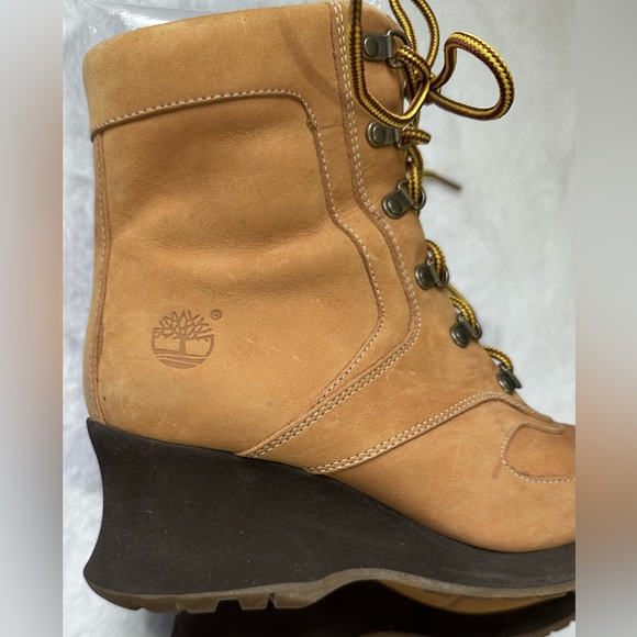 Timberland Women's Wedge Ankle Boots Nubuck Leather Wheat Waterproof 6 1/2 - Picture 3 of 16